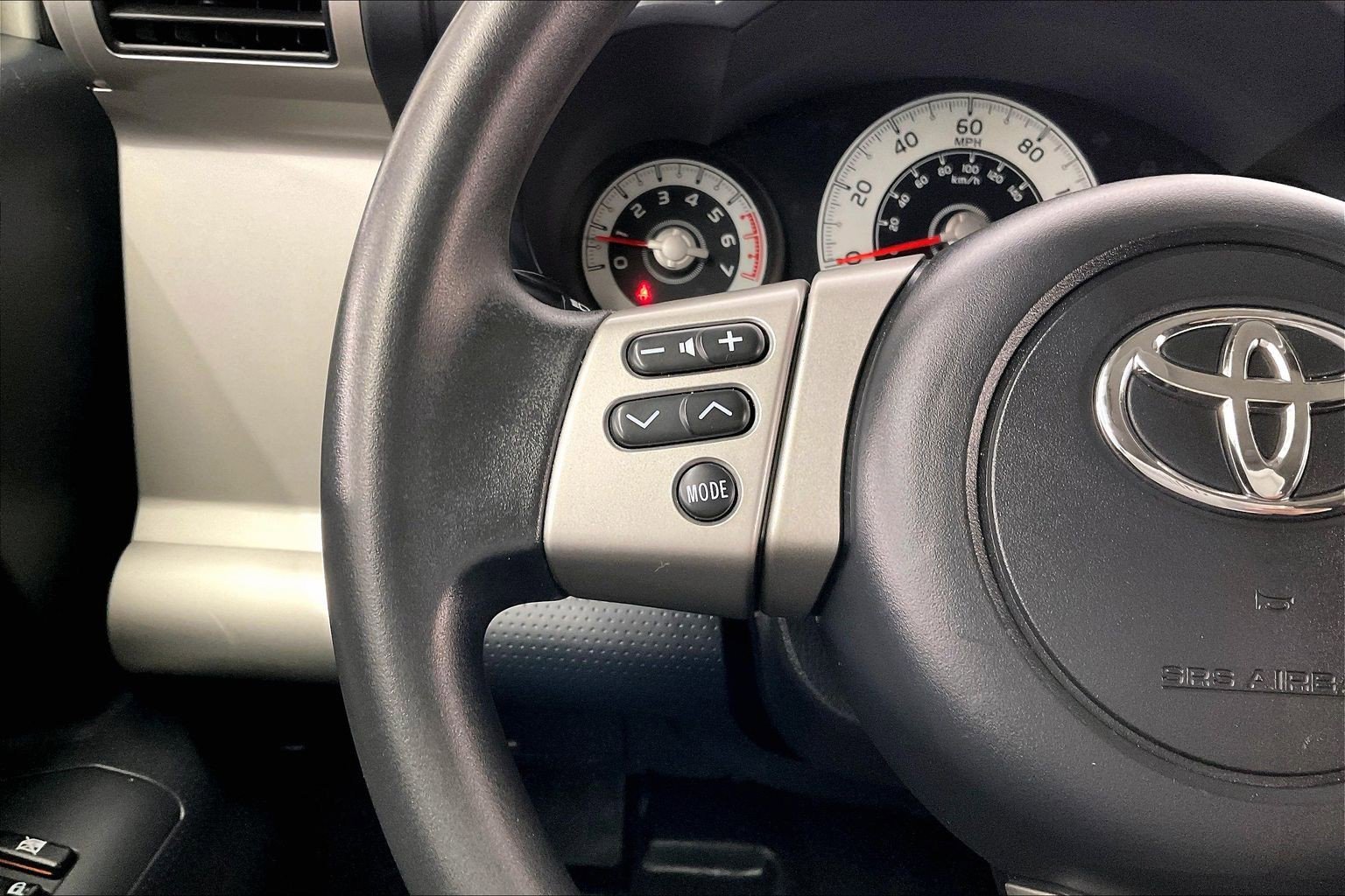 Used 2014 Iceberg Toyota  image 21