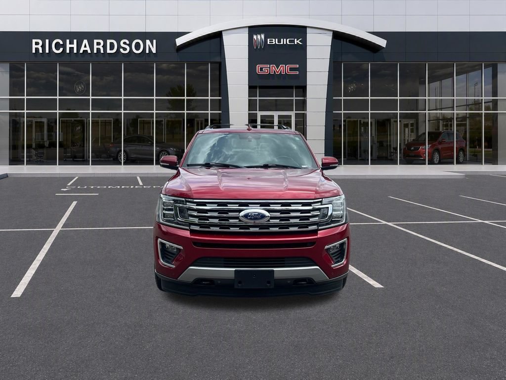 Used 2019  Ford Limited image 9