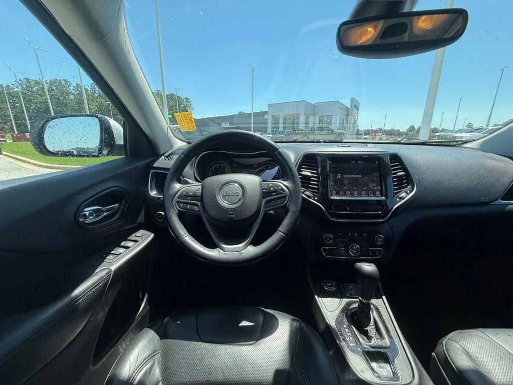 Used 2019 White Jeep Limited image 8