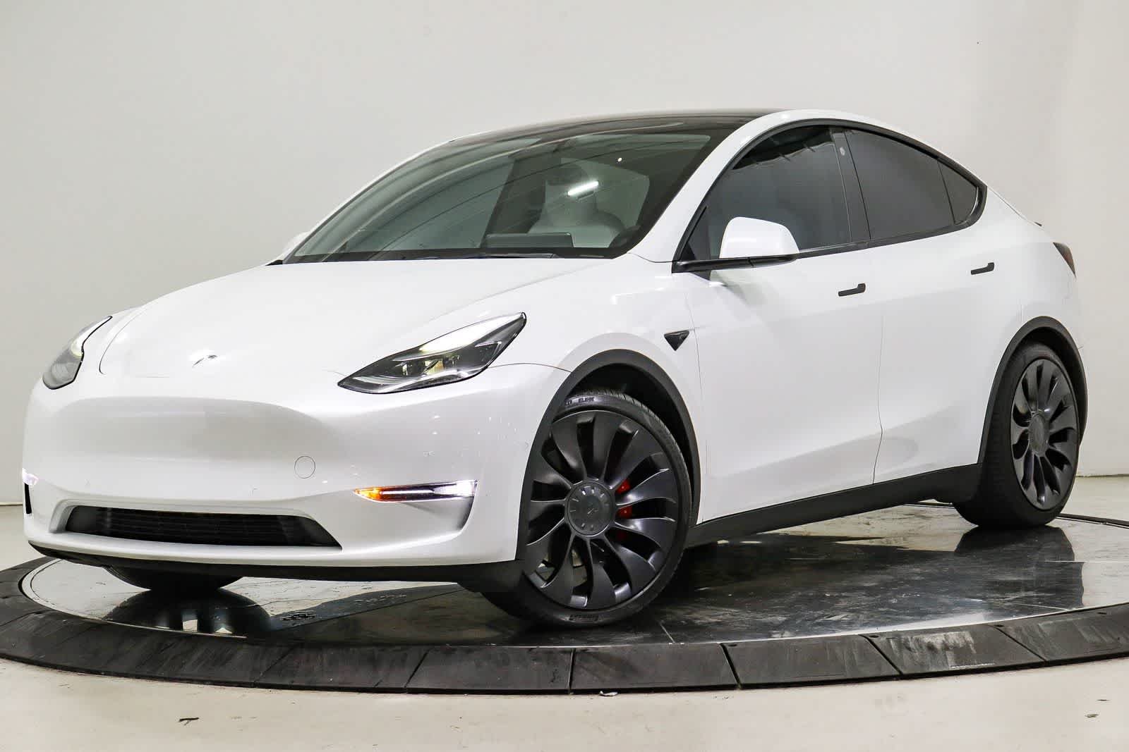 2021 Tesla Model Y Performance Dual Motor All-Wheel Drive's photo