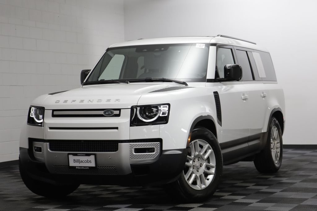 2025 Land Rover Defender 130 S P400's photo