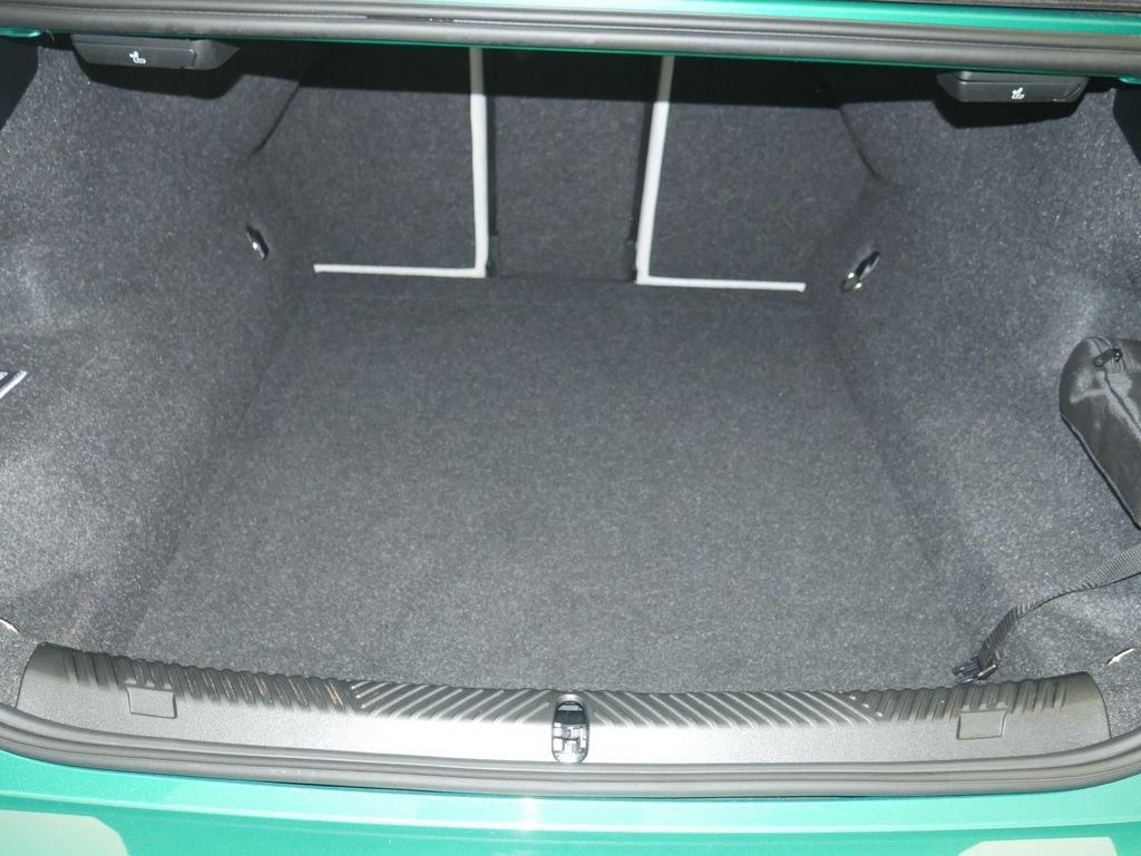 Used 2026 Green Metallic BMW Base image 22