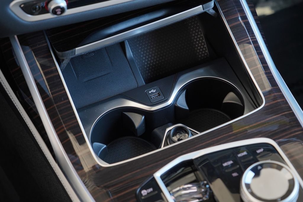 New 2027 Carbon Black Metallic BMW xDrive40i image 31