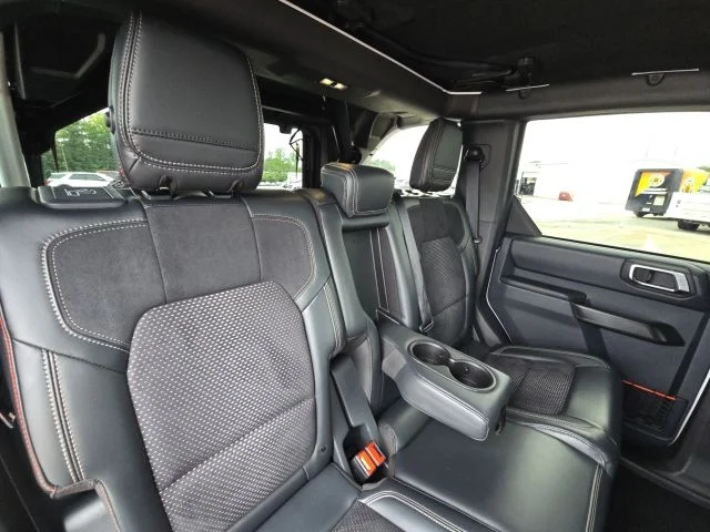 Used 2023 White Ford Raptor image 17