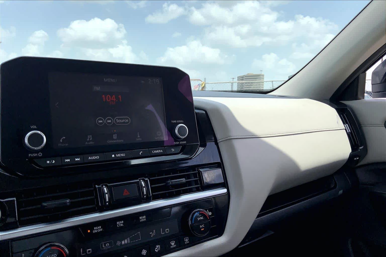 Used 2023 Super Black Nissan SV image 35