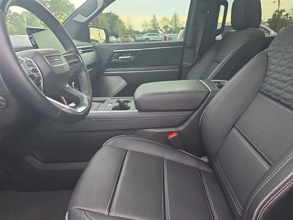 Used 2025 Gray GMC Denali image 5