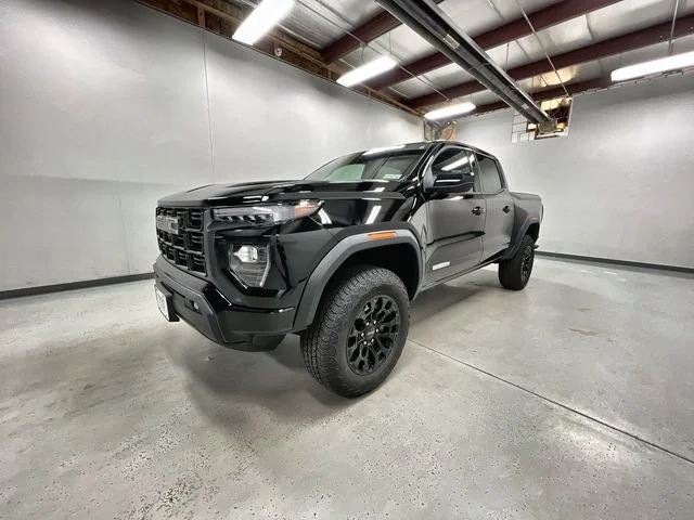 2026 GMC Canyon 4WD Elevation Crew Cab Short Box's photo