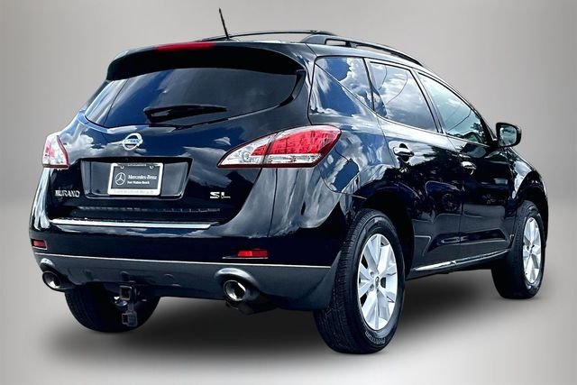 Used 2011 Black Nissan SL image 5