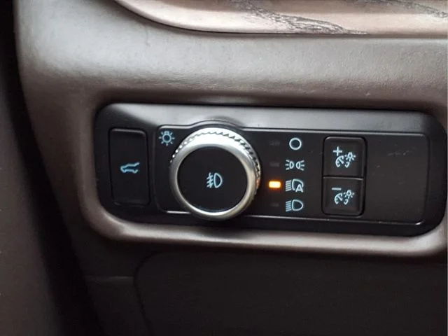 2020 Ford Explorer Platinum - Photo 23
