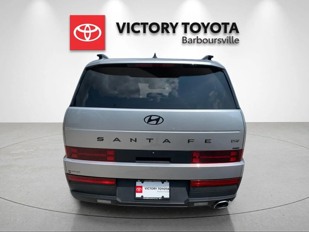 Used 2024 Silver Hyundai XRT image 4