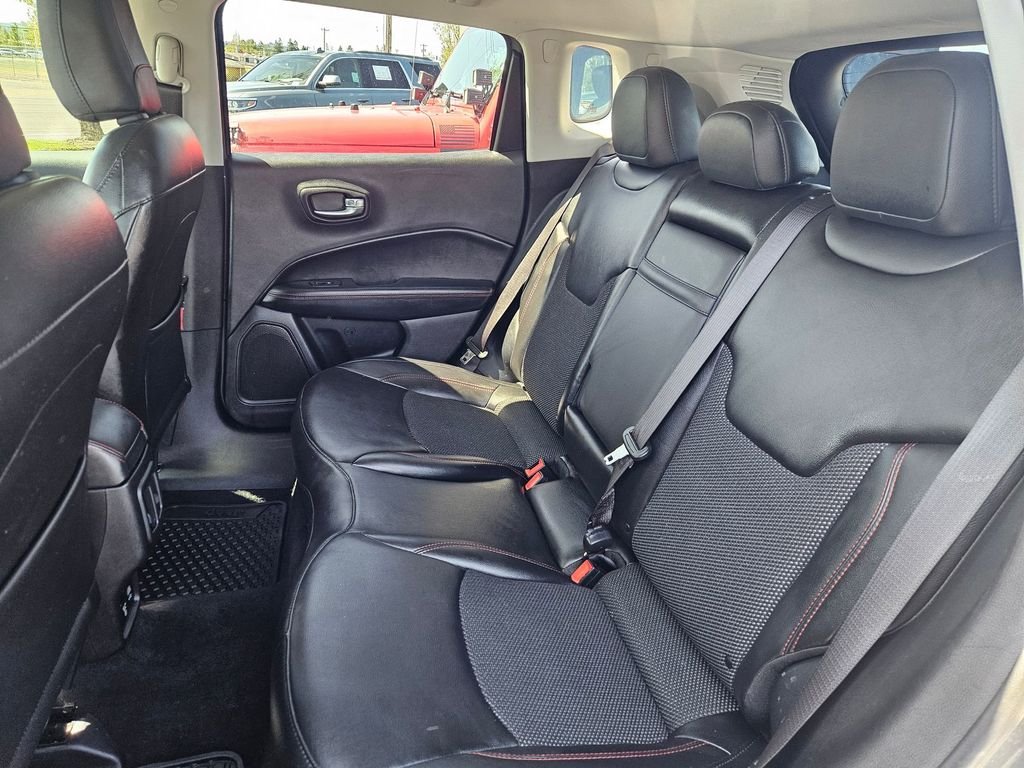 Used 2020 Gray Jeep Trailhawk image 24