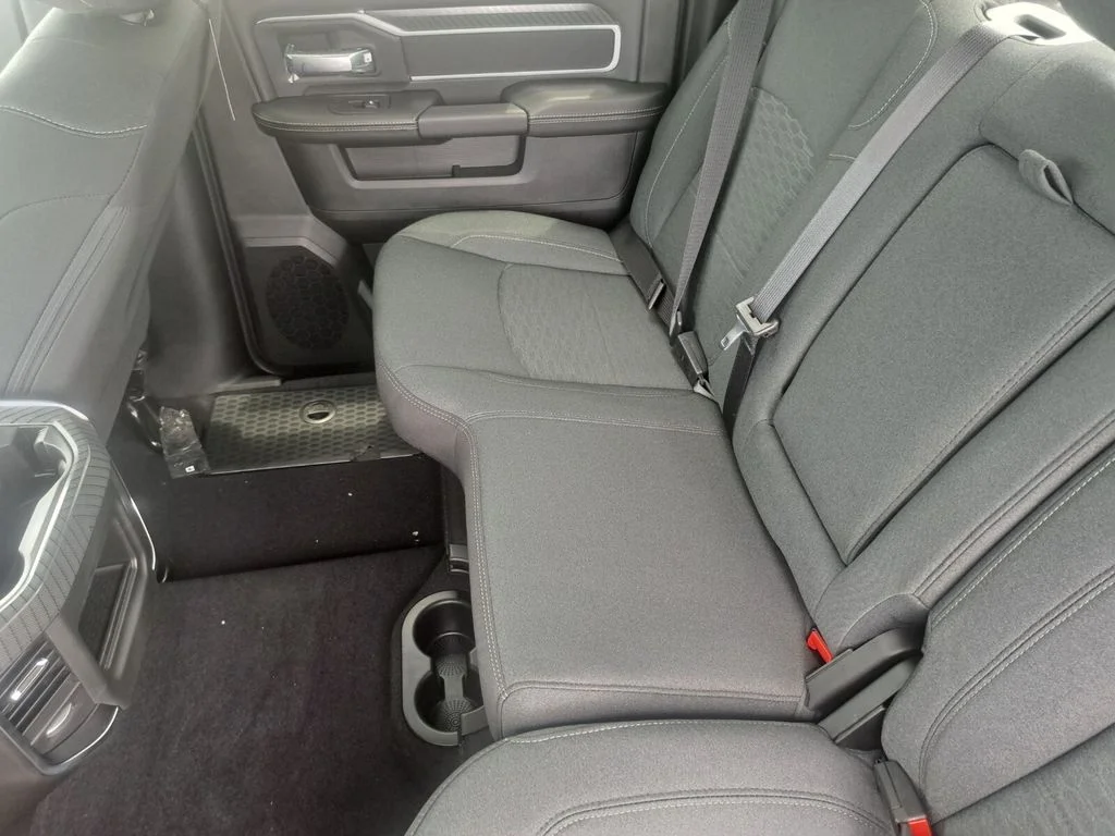 2025 RAM 2500 Big Horn - Photo 23