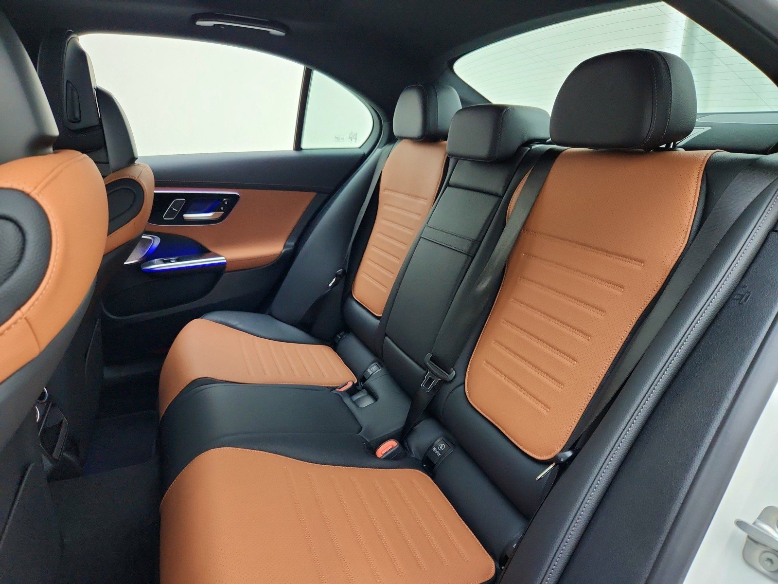 New 2026 Polar White Mercedes-Benz C 300 Sedan image 18