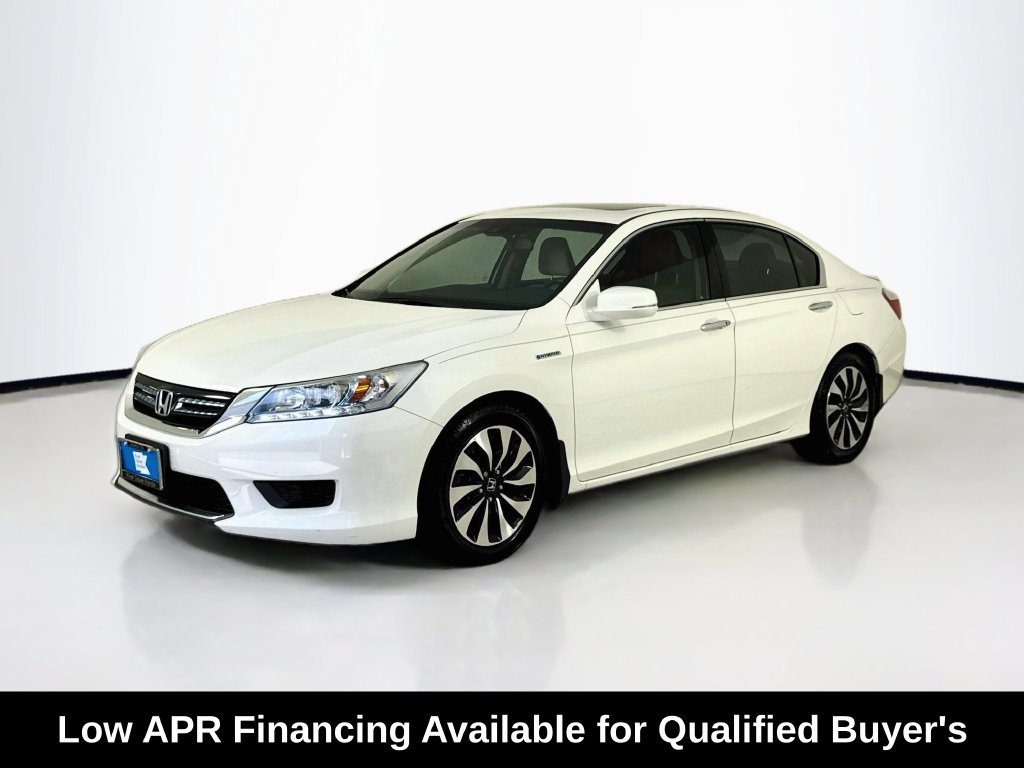 Used 2015 White Orchid Pearl Honda Touring image 3