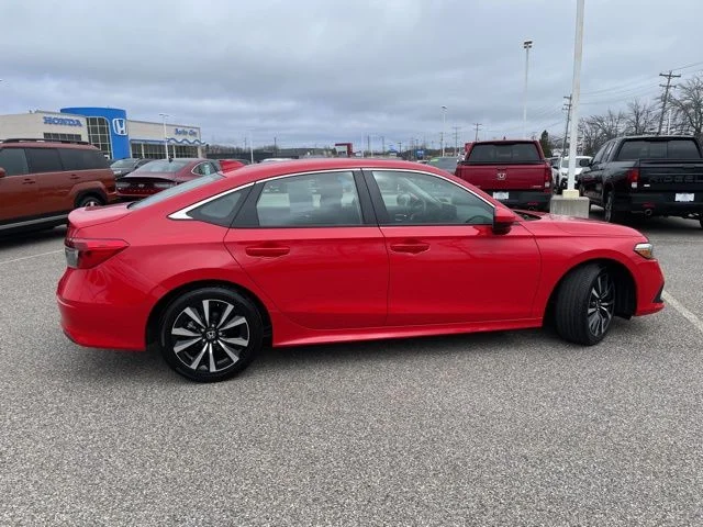 2024 Honda Civic EX - Photo 8