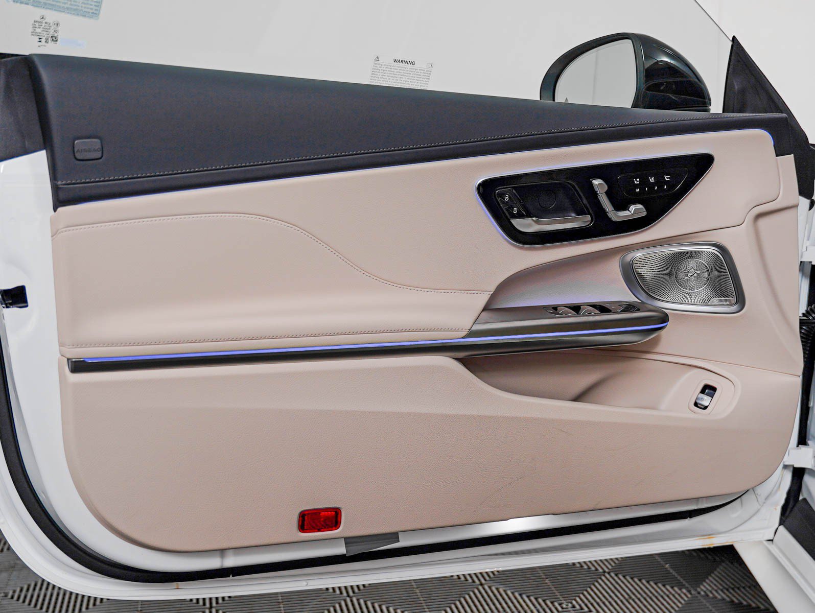 New 2026 Polar White Mercedes-Benz CLE 450 image 21