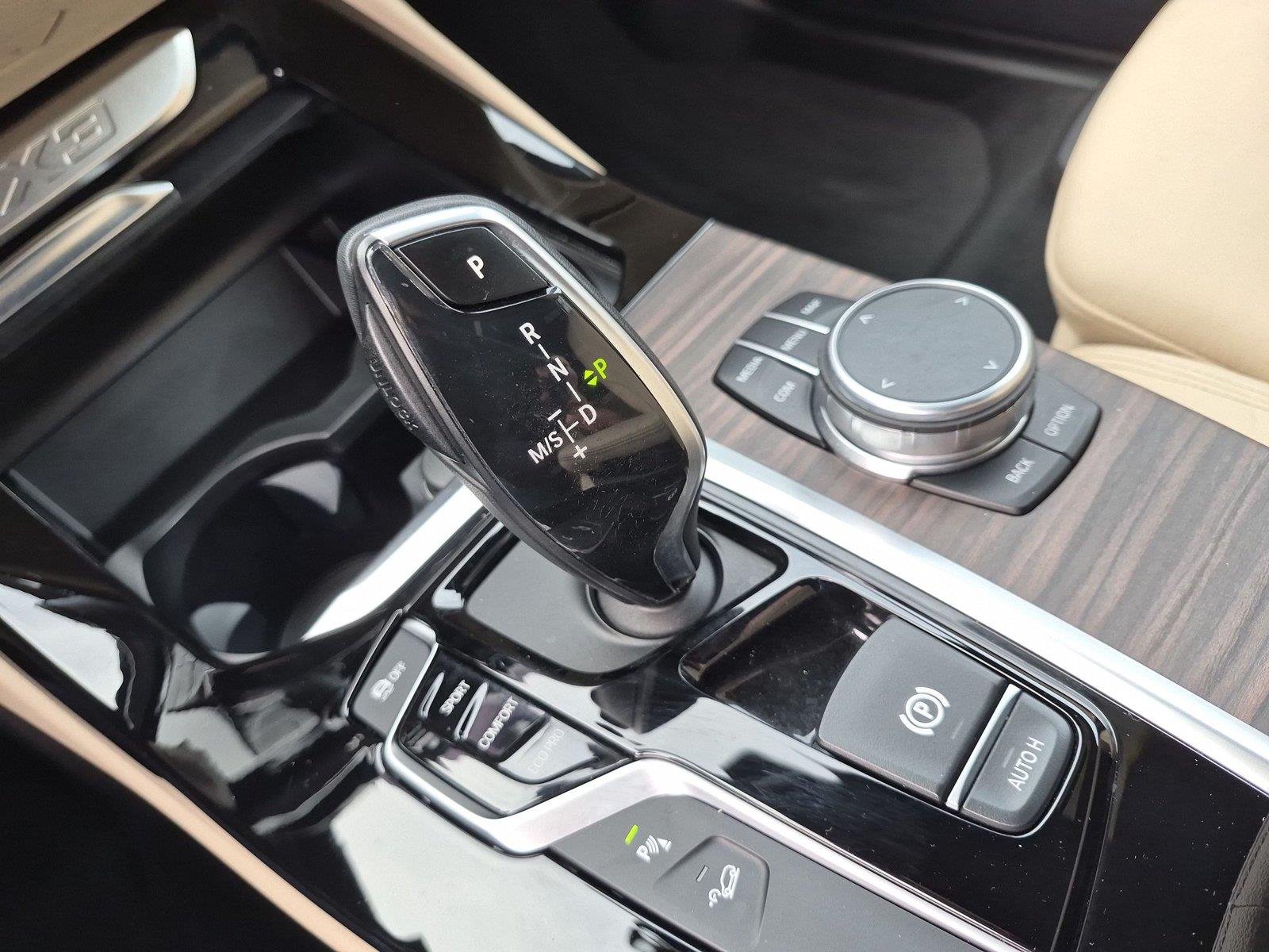 Used 2019 Mineral White Metallic BMW xDrive30i image 30