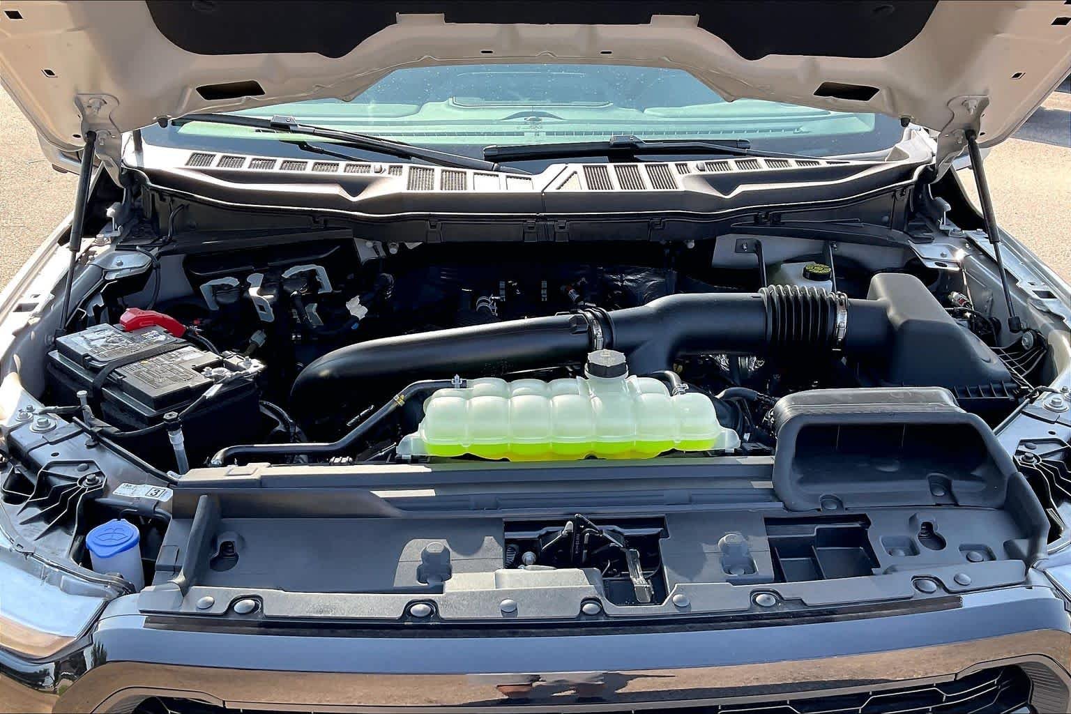 New 2026 Avalanche Ford Lariat® image 16