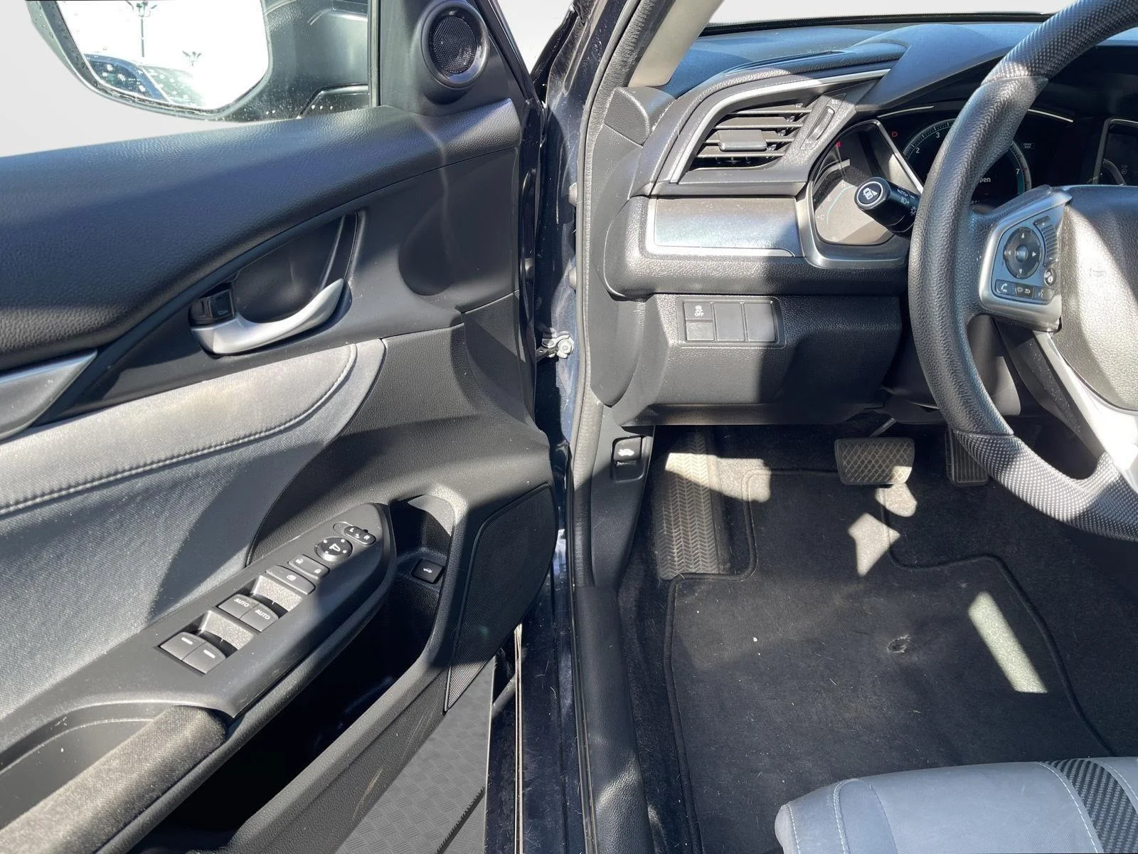 Used 2017 Honda Civic EX-T with VIN 2HGFC1F36HH646483 for sale in Manchester, CT