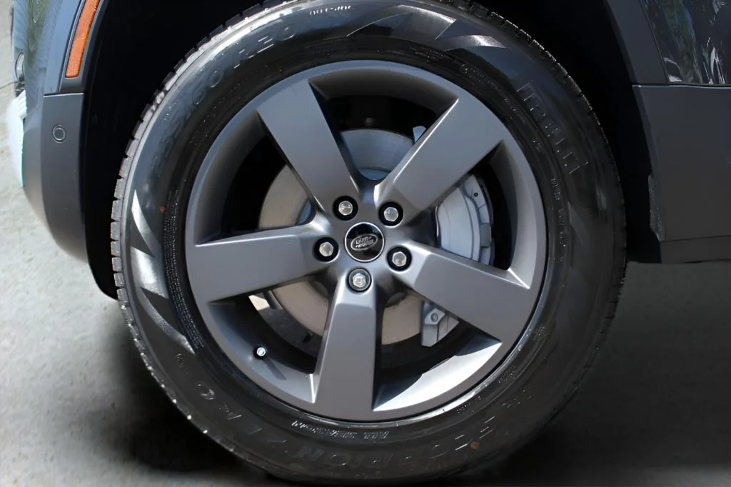 Certified Used 2025 Gray Land Rover S image 28