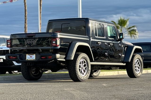 New 2026 Black Clear-Coat Exterior Paint Jeep Rubicon image 7