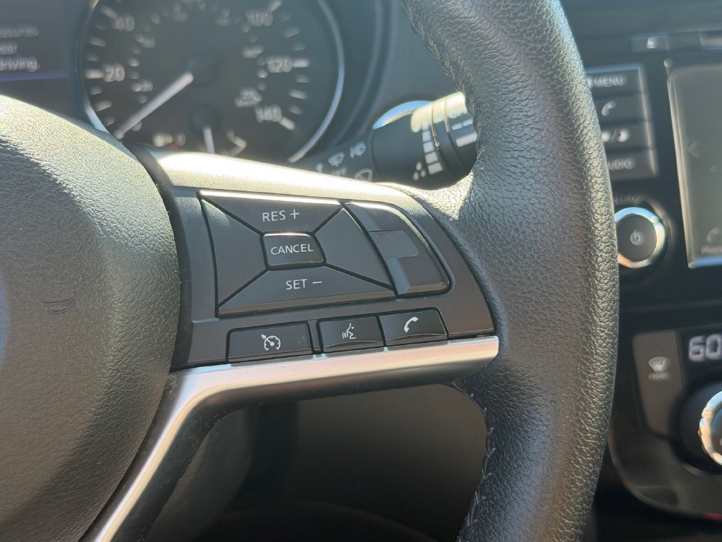 Used 2019 White Nissan SV image 29