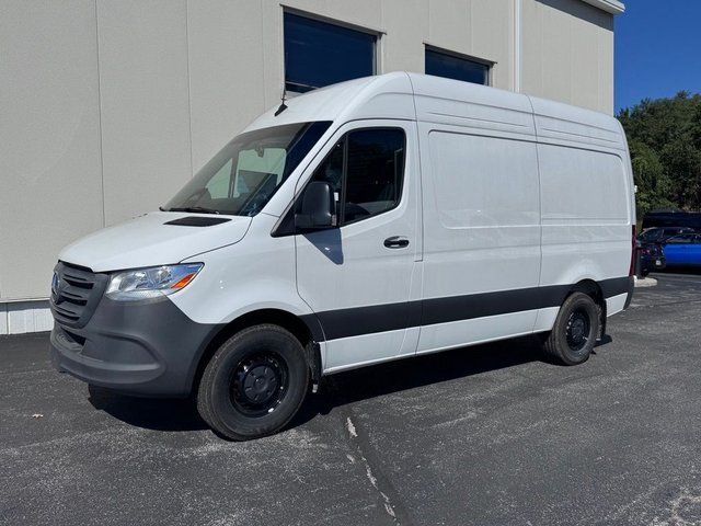 2025 Mercedes-Benz Sprinter Cargo Van Cargo 144 WB