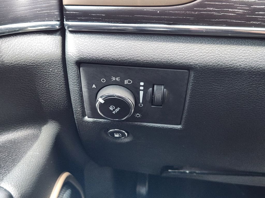 2015 Jeep Grand Cherokee Summit - Photo 19