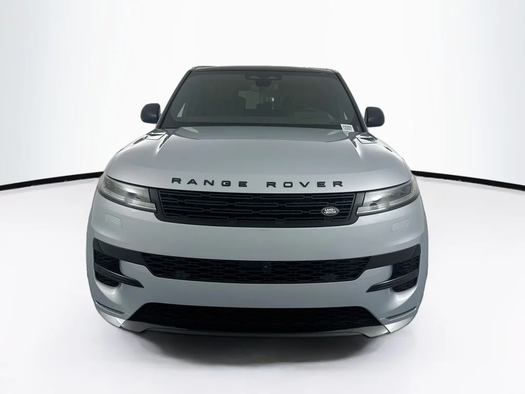 New 2026 Ionian Silver in Gloss finish Land Rover Autobiography image 2