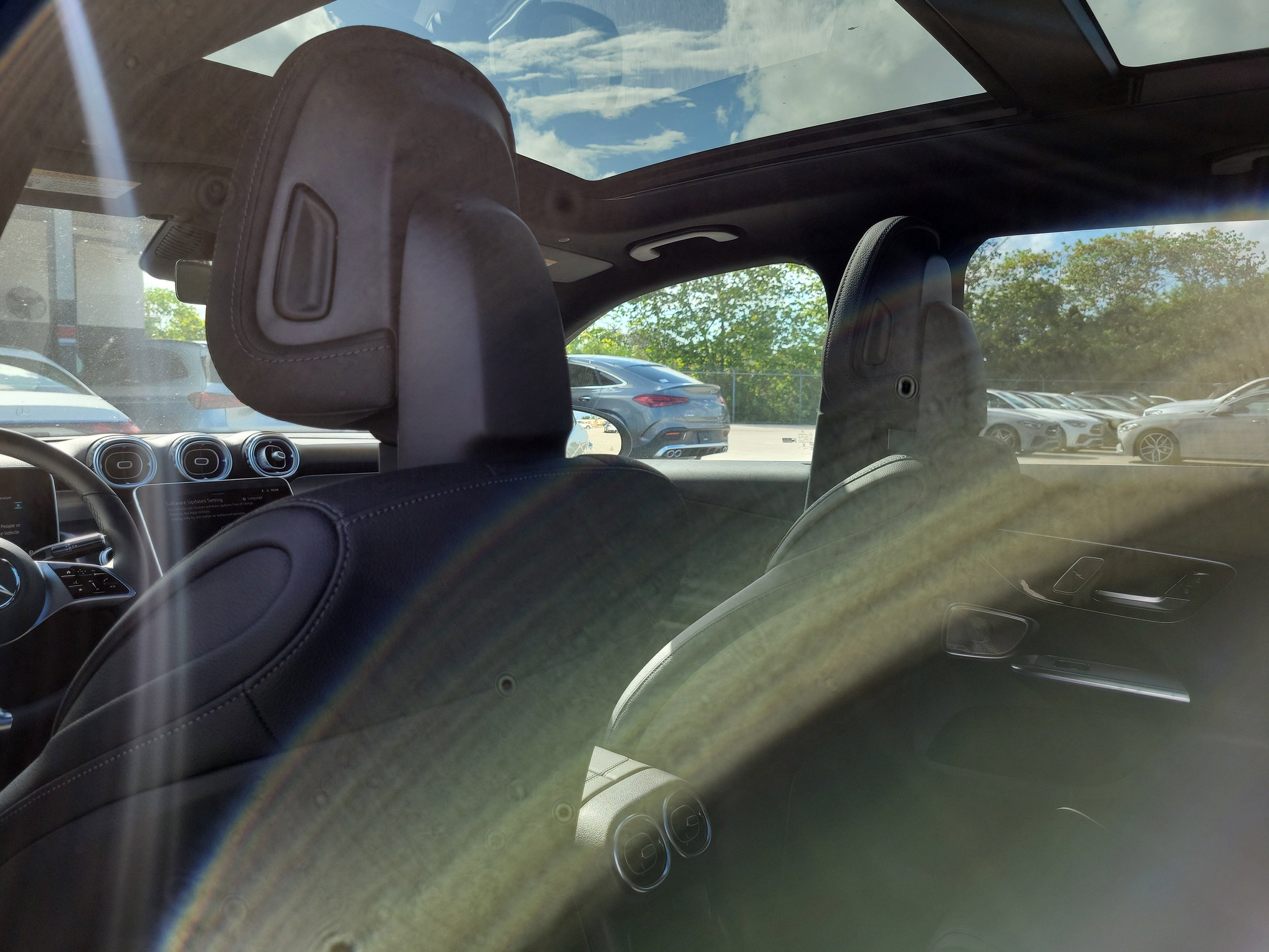 New 2026 MANUFAKTUR Alpine Grey Mercedes-Benz GLC 300 image 11