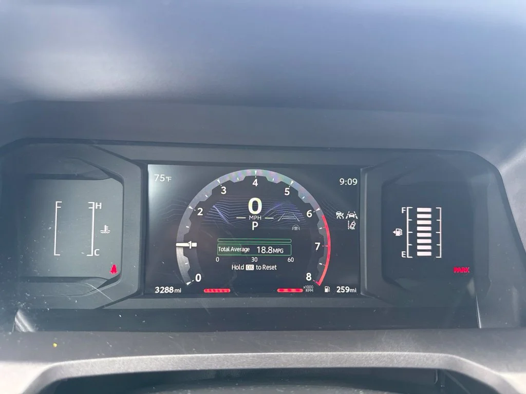 Used 2025 White Toyota SR5 image 10
