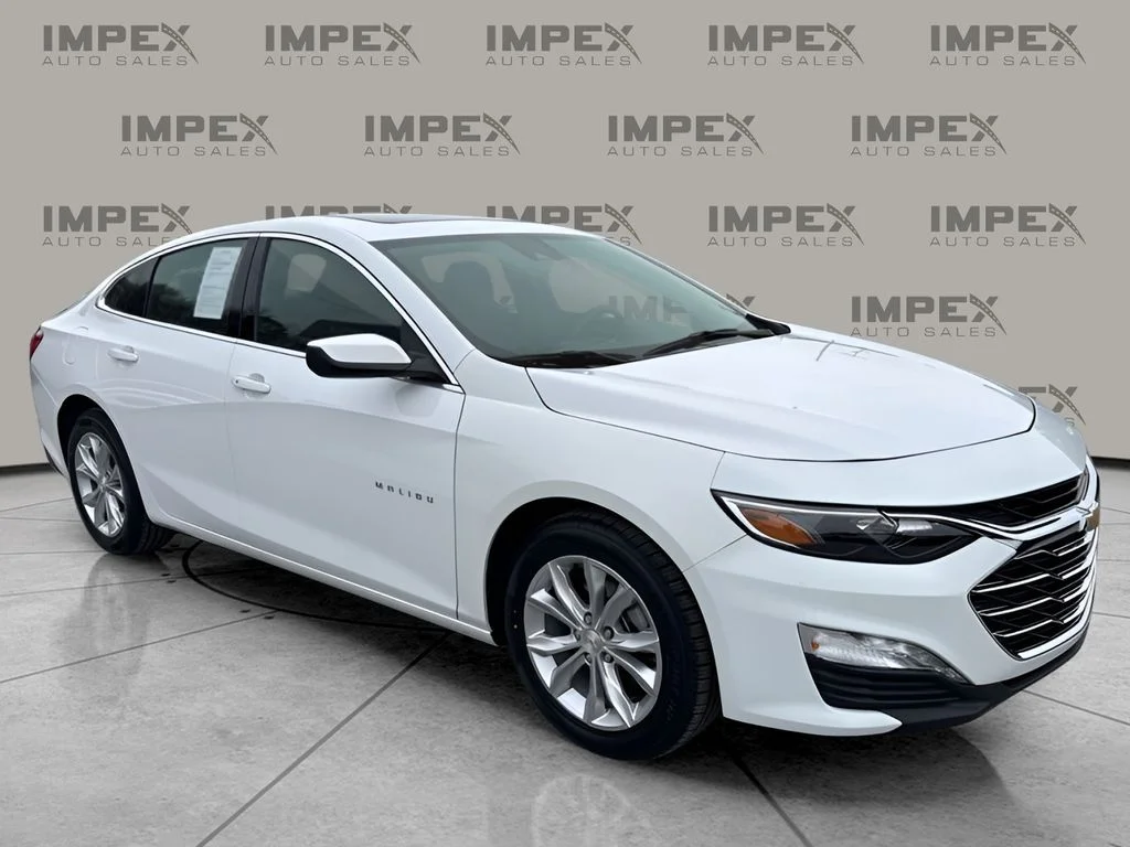 Used 2024 White Chevrolet LT image 7