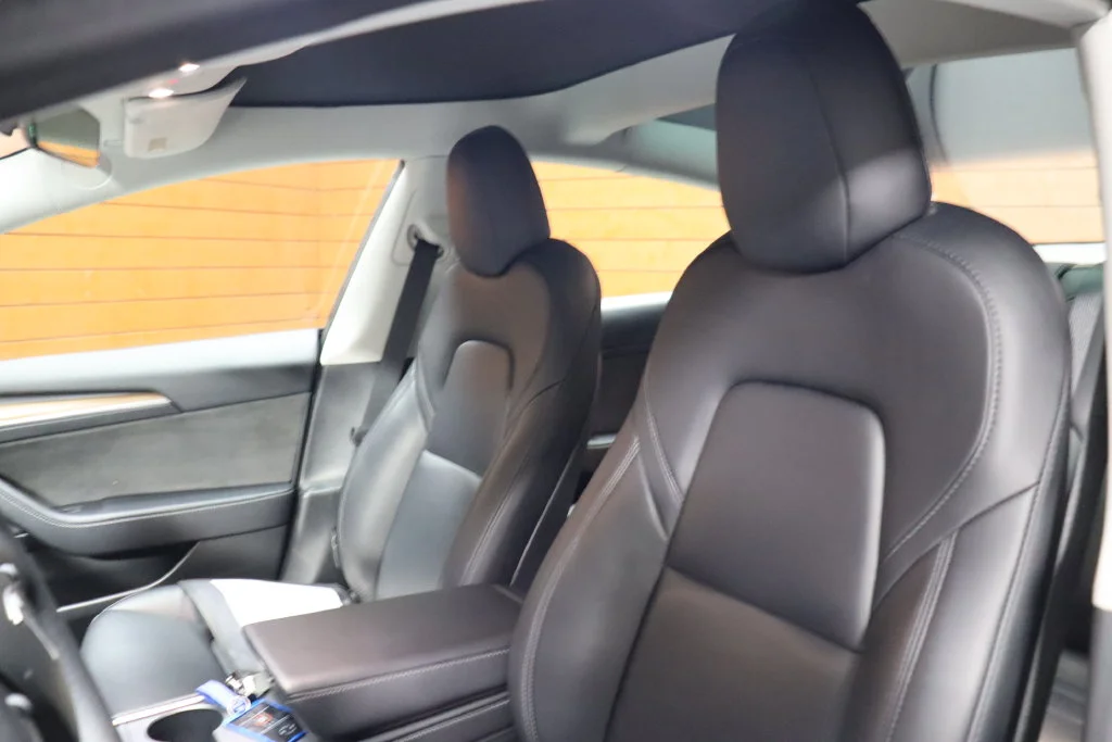 Used 2022 Pearl White Multi-Coat Tesla Long Range image 32