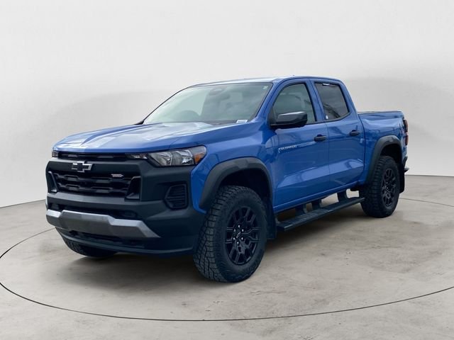 2025 Chevrolet Colorado 4WD Trail Boss Crew Cab Short Box's photo