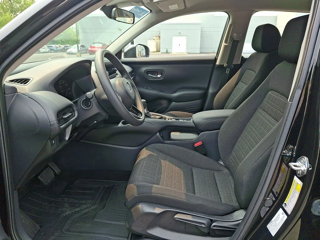 Certified Used 2025  Honda LX image 13