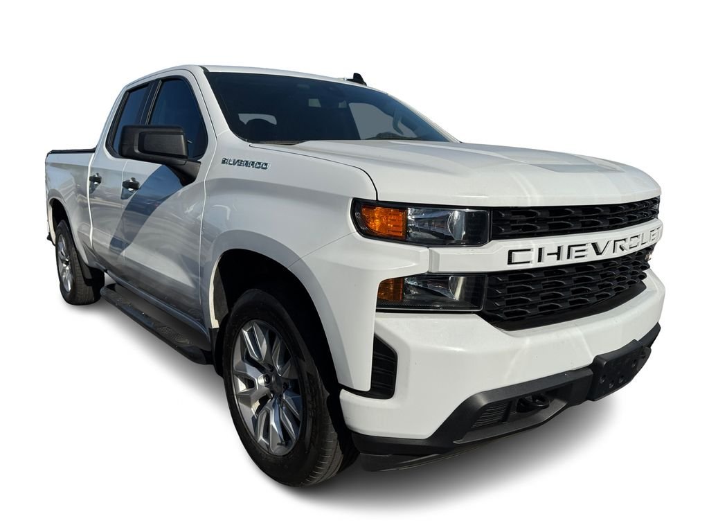 Used 2021 White Chevrolet Custom image 14