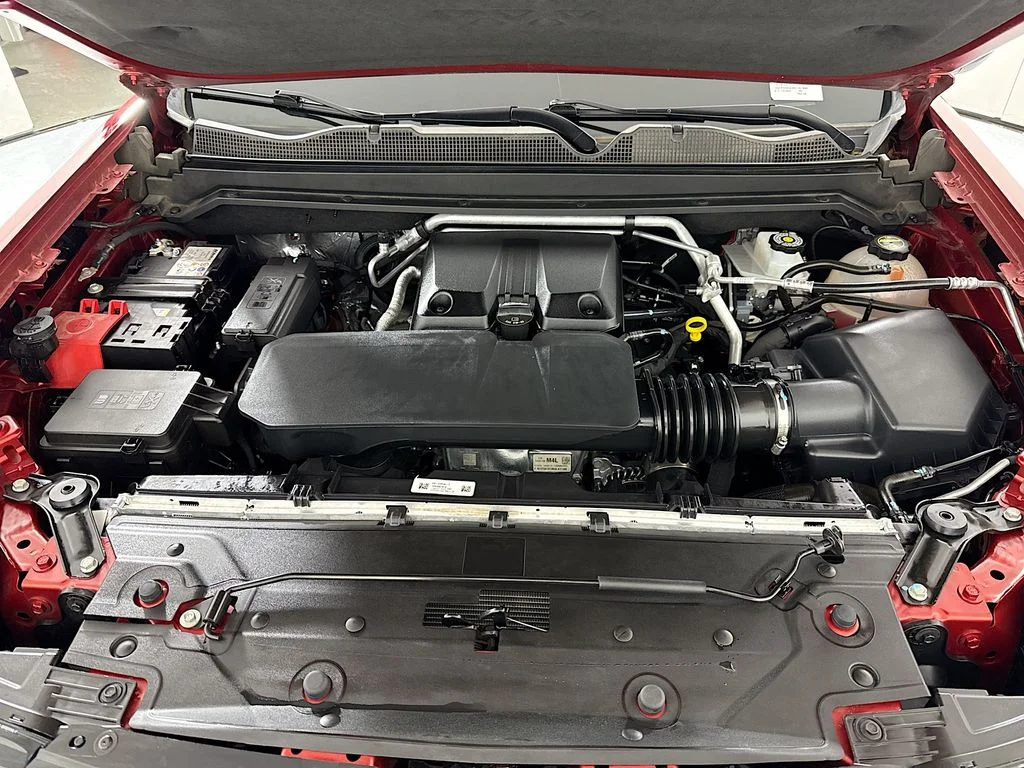 Used 2025 Red Chevrolet Work Truck image 29