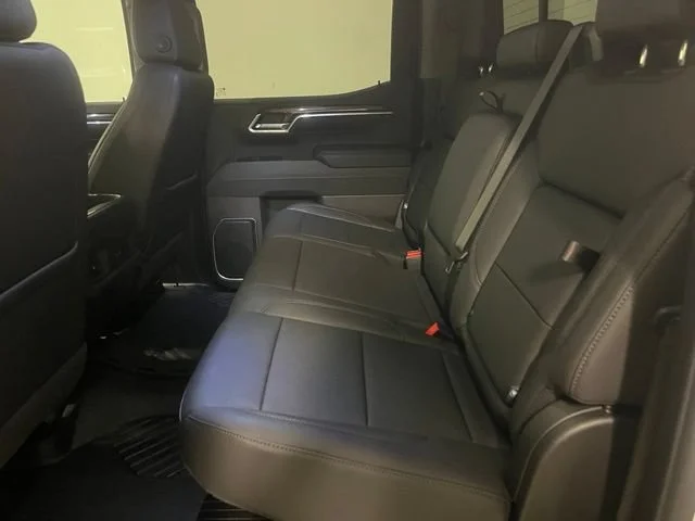Used 2026 Summit White Chevrolet LT image 26