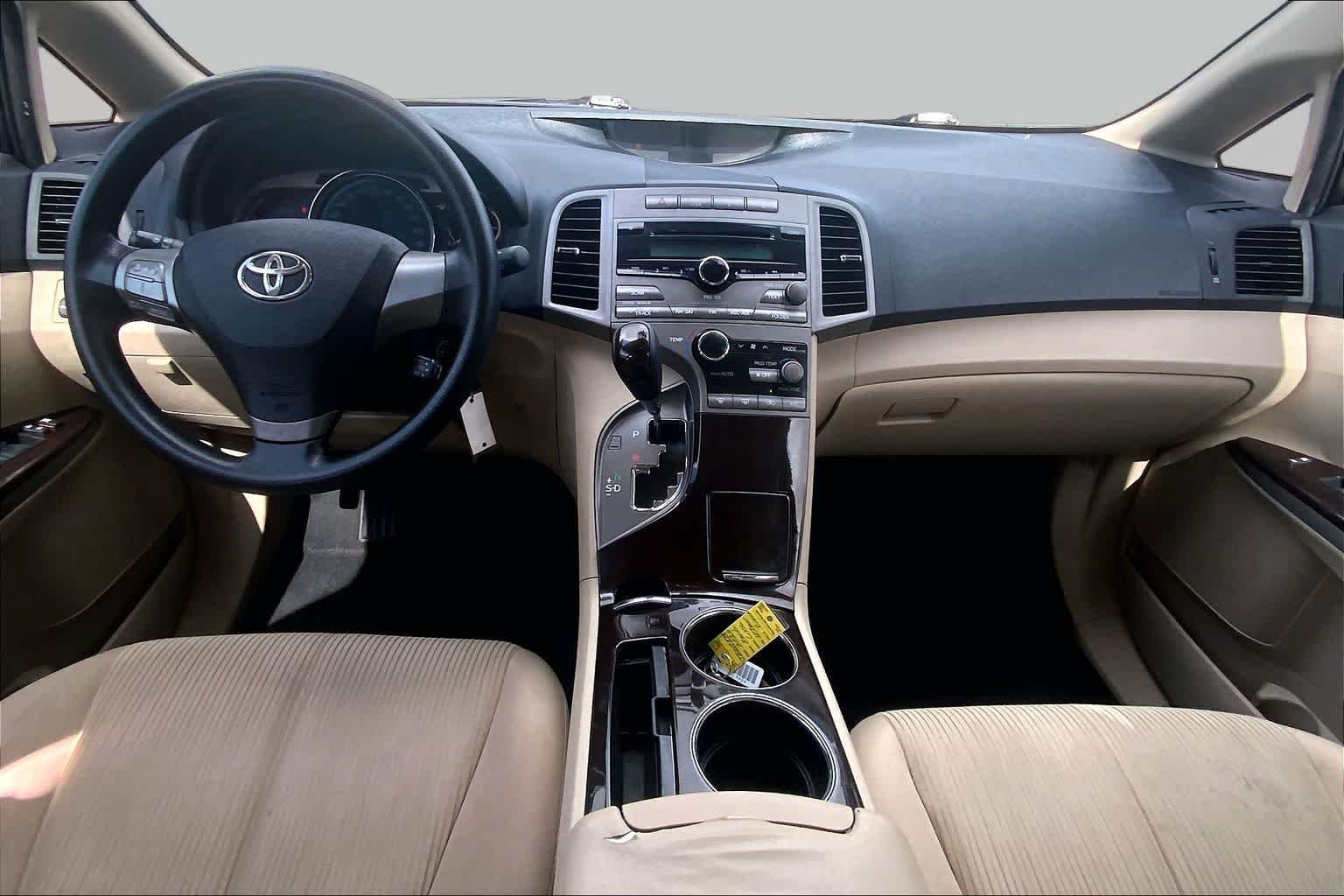 Used 2009 Tropical Sea Metallic Toyota  image 14