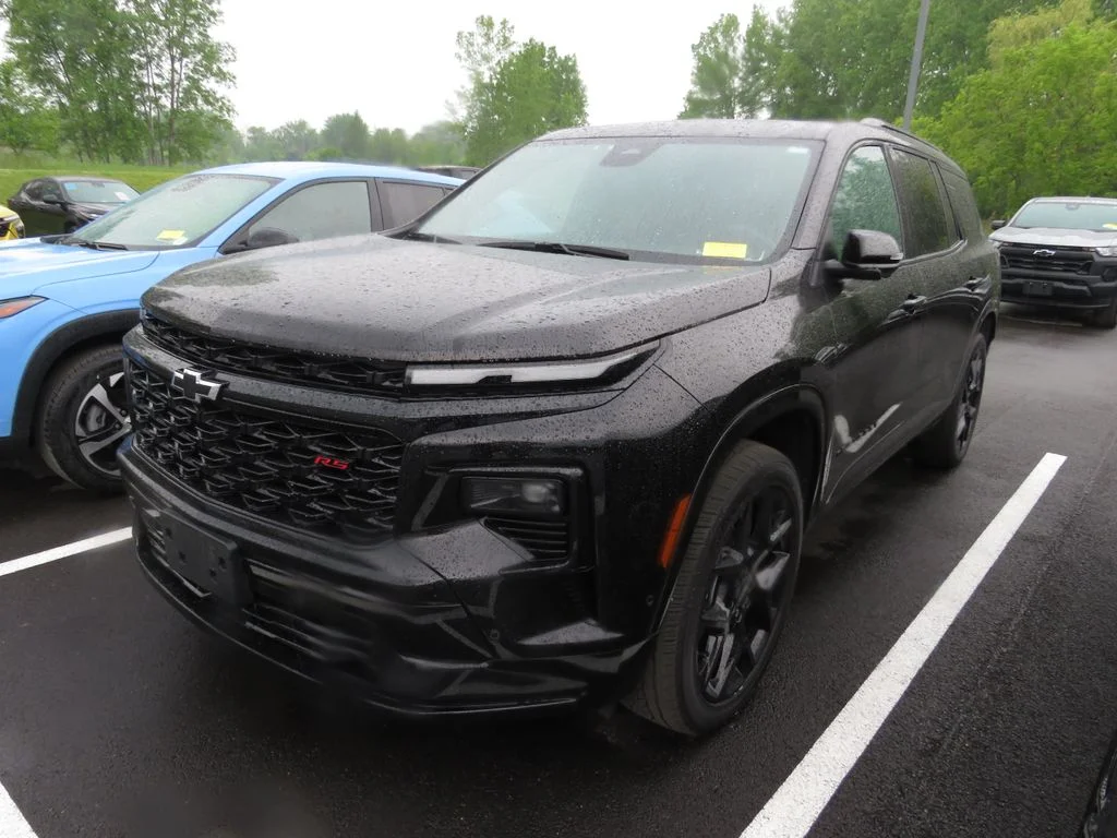 Used 2025 Black Chevrolet RS image 6
