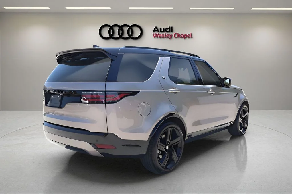 Certified Used 2025 Brown Land Rover Dynamic SE image 5
