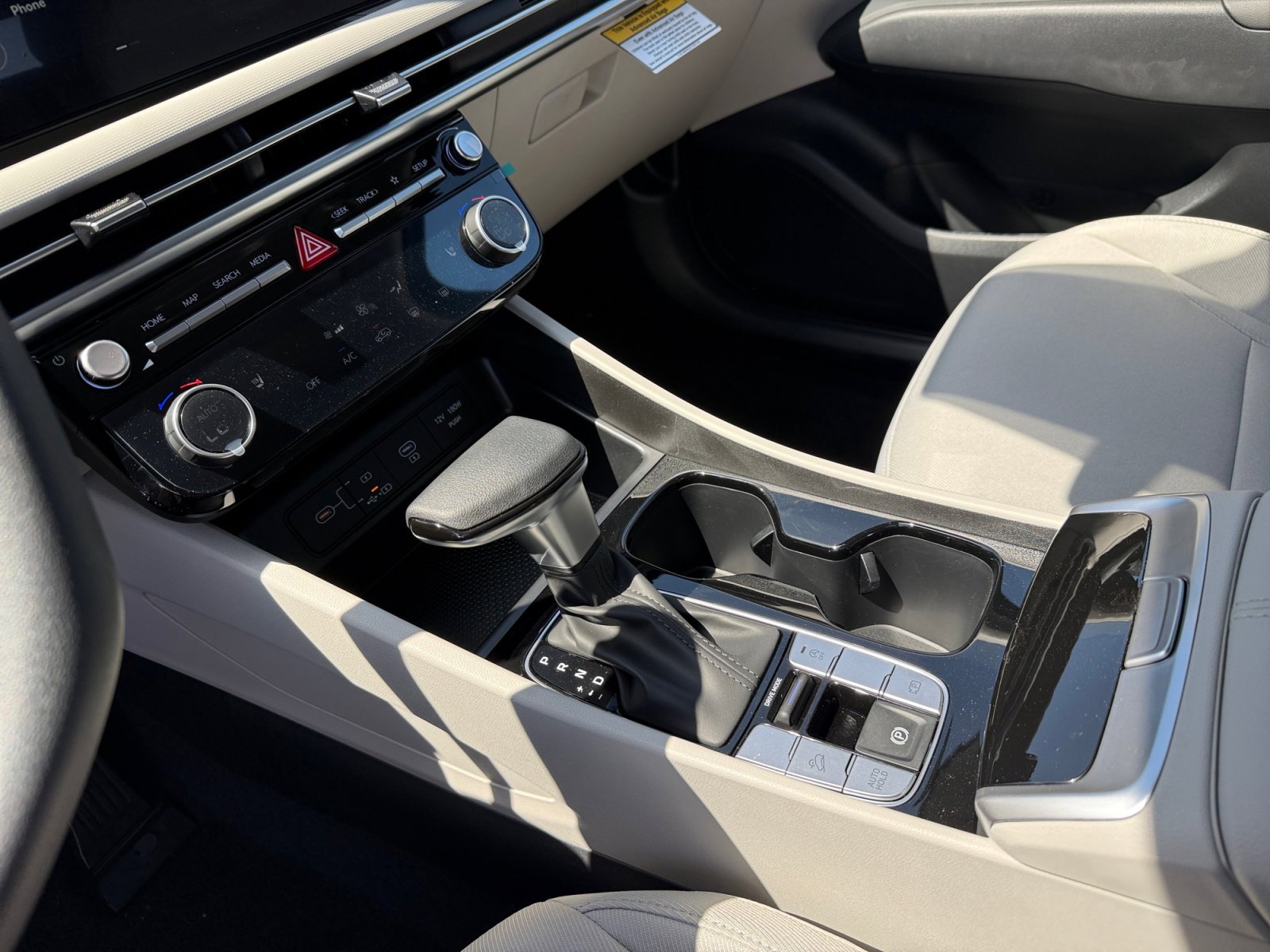 New 2026 Hampton Gray Hyundai SEL FWD image 13