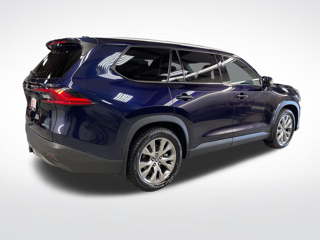 Used 2024  Toyota Limited image 5
