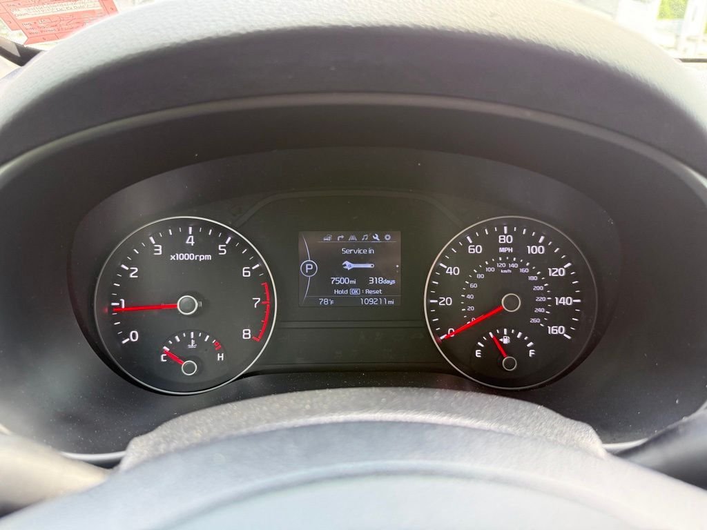 Used 2018 Silver Kia EX image 43