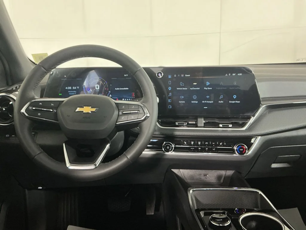 New 2027 Sterling Gray Metallic Chevrolet LT image 14
