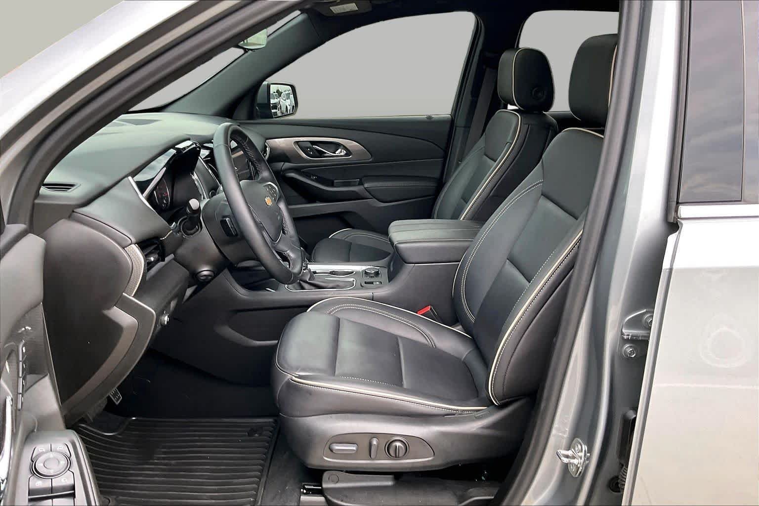 Used 2023 Sterling Gray Metallic Chevrolet Premier image 8