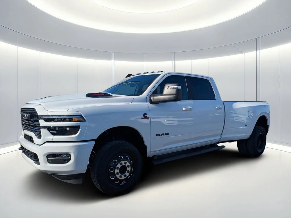 New 2026 Bright White Clear-Coat Exterior Paint RAM Laramie image 8