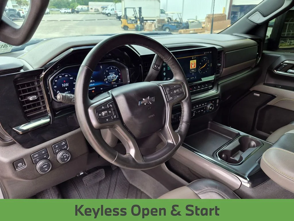 Used 2024 Gray Chevrolet ZR2 image 30