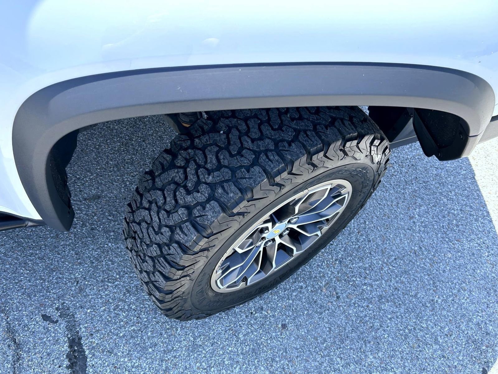 2020 Chevrolet Colorado ZR2 - Photo 23