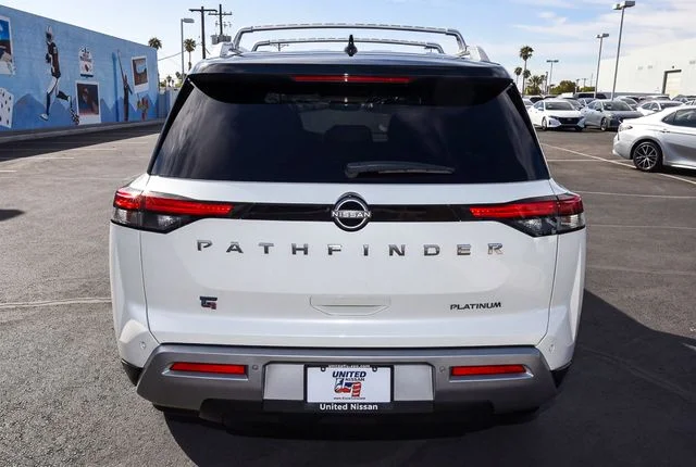 Used 2025 White Nissan Platinum image 4